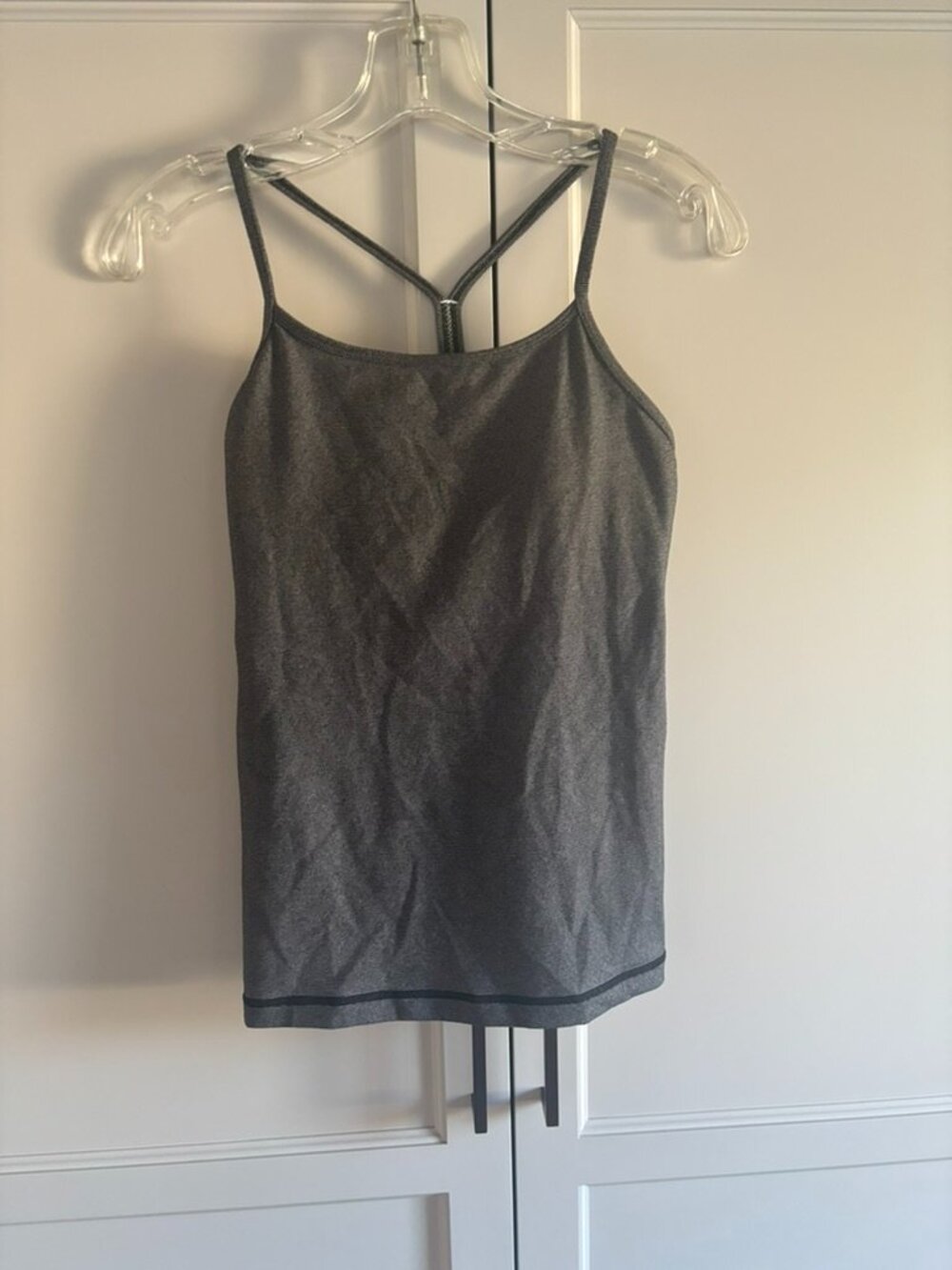 Lululemon Women's Gray Camisole Tank Top w/ Built-In Bra Stretch Scoop, S